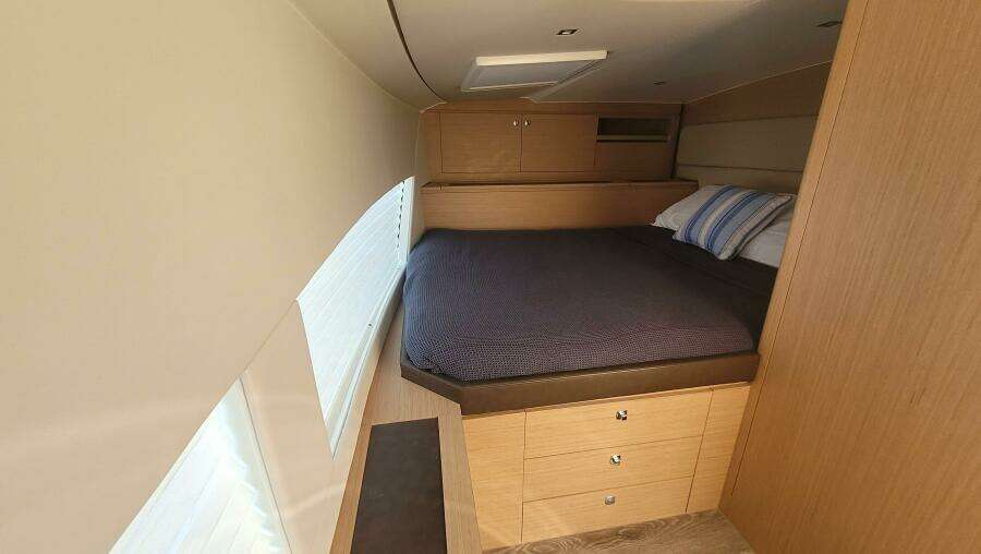 37ft Makai Yacht For Sale