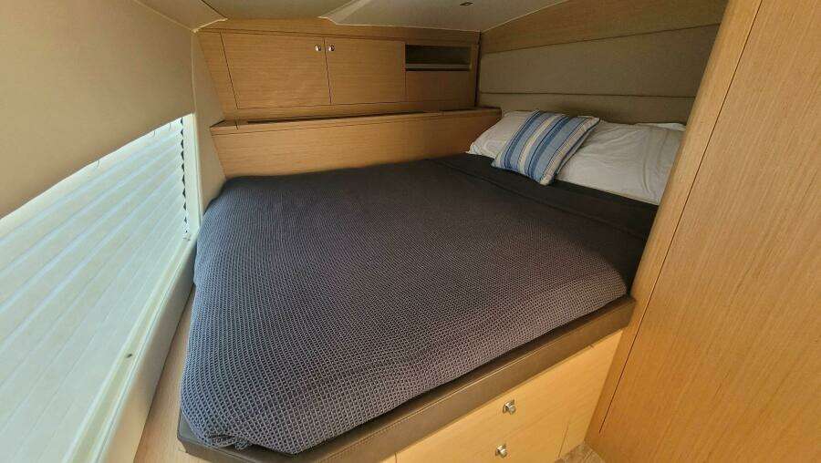 37ft Makai Yacht For Sale