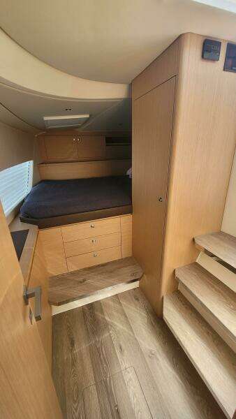 37ft Makai Yacht For Sale