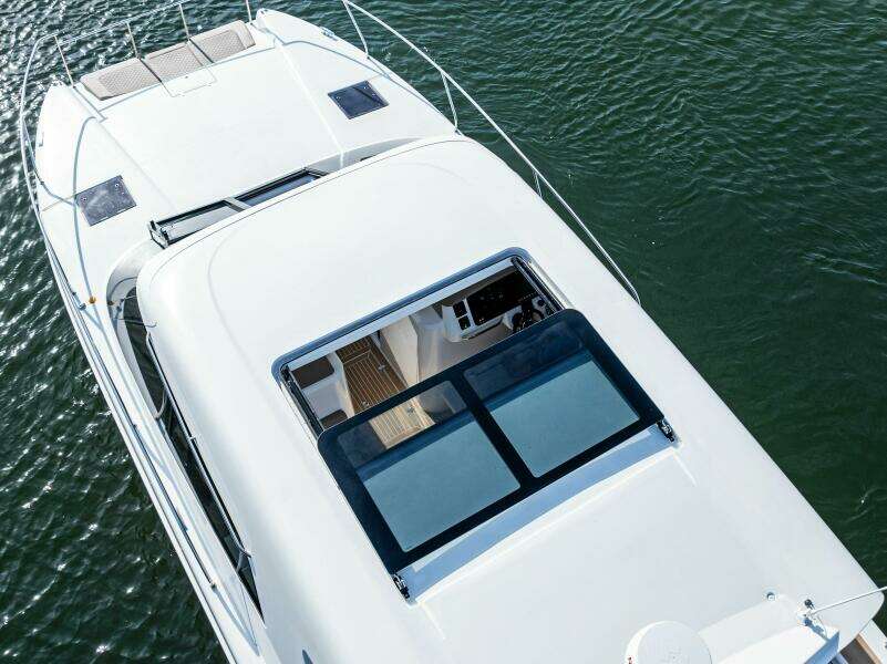 37ft Makai Yacht For Sale