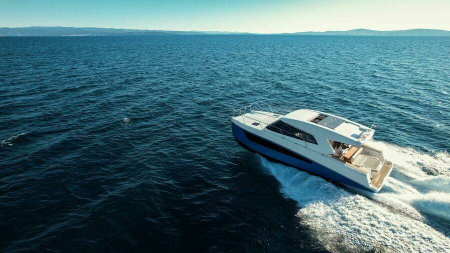 37ft Makai Yacht For Sale