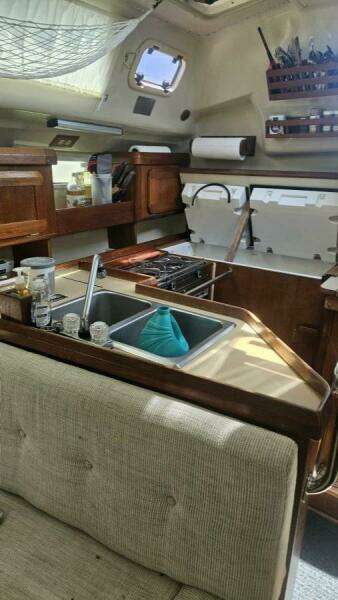 Aquila 34ft Hunter Yacht For Sale