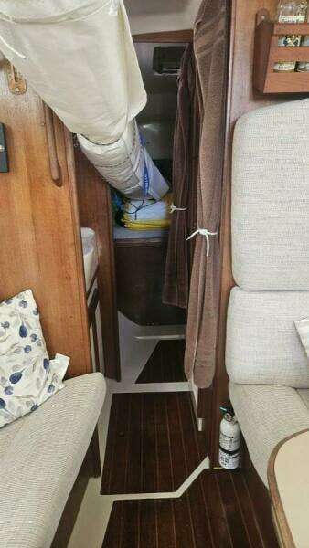 Aquila 34ft Hunter Yacht For Sale