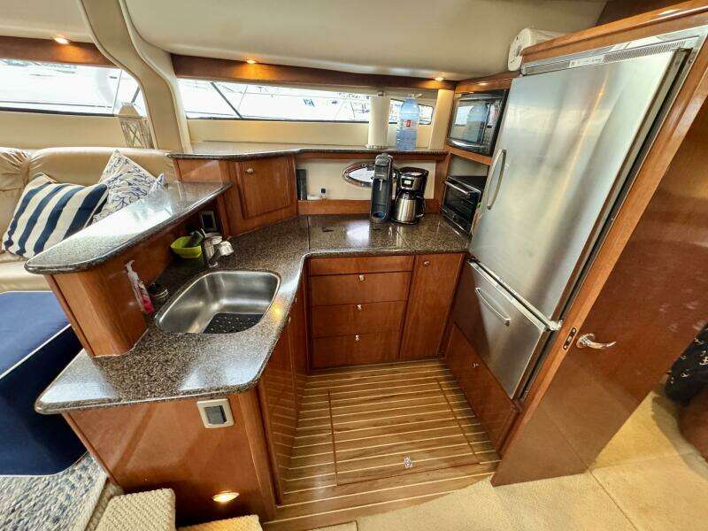 Shake N  Bake 45ft Meridian Yacht For Sale