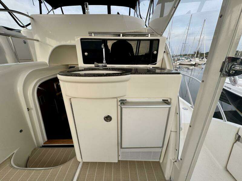 Shake N  Bake 45ft Meridian Yacht For Sale