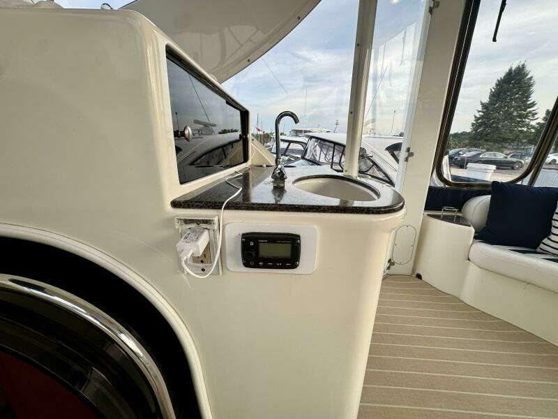 Shake N  Bake 45ft Meridian Yacht For Sale