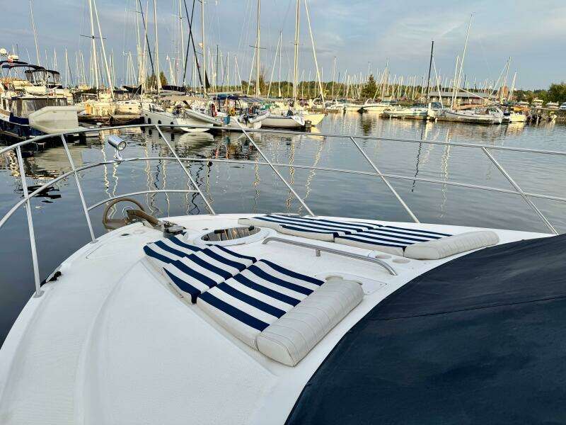 Shake N  Bake 45ft Meridian Yacht For Sale