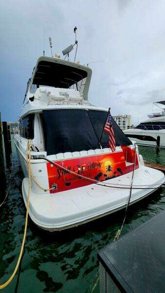 Still Waters 45ft Carver Yacht For Sale