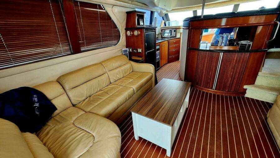 Still Waters 45ft Carver Yacht For Sale