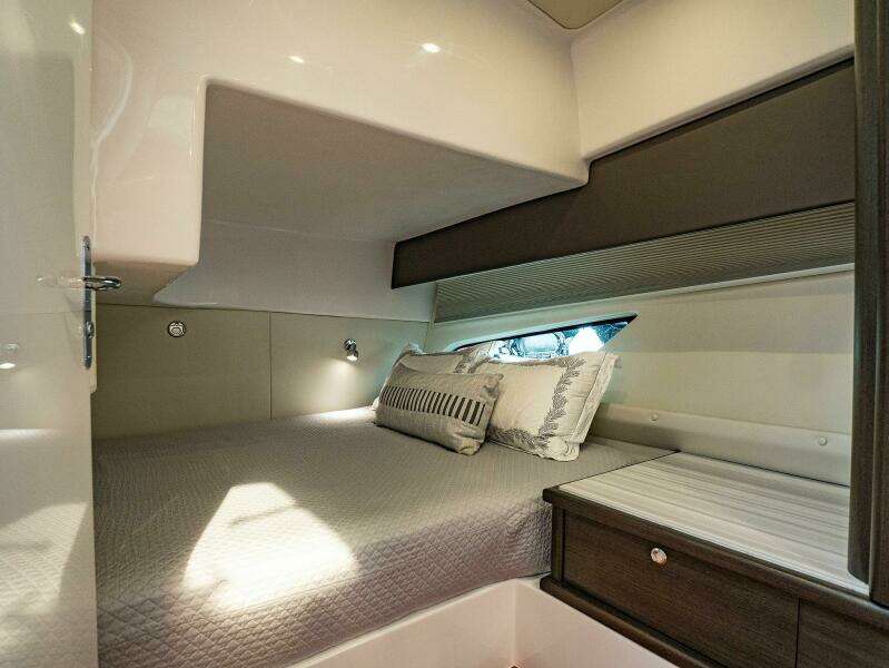 GARBONZO 47ft Intrepid Yacht For Sale