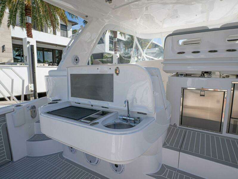 GARBONZO 47ft Intrepid Yacht For Sale