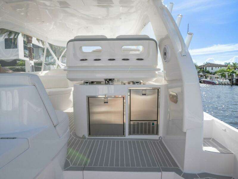 GARBONZO 47ft Intrepid Yacht For Sale
