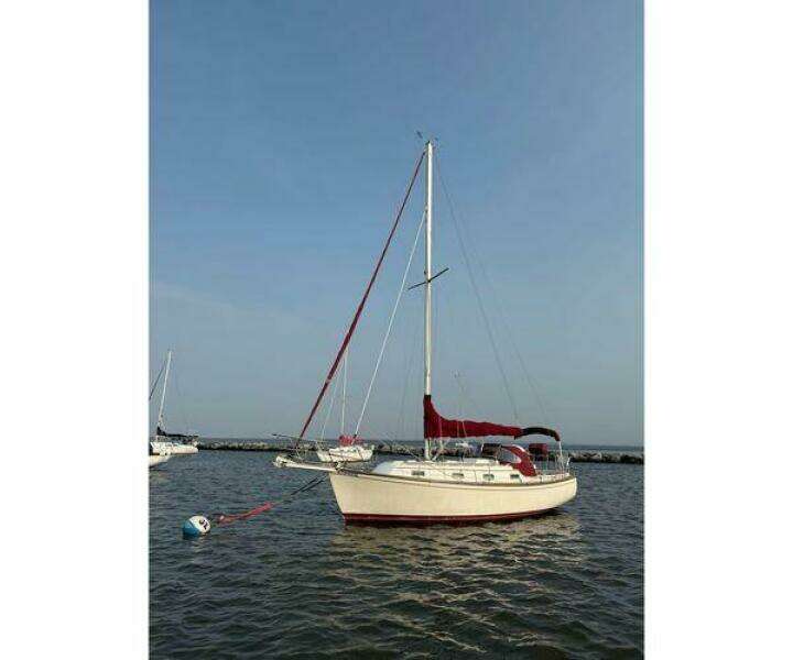 Bella Luna 34ft Island Packet Yacht For Sale