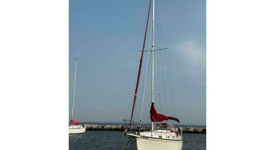 Bella Luna 34ft Island Packet Yacht For Sale