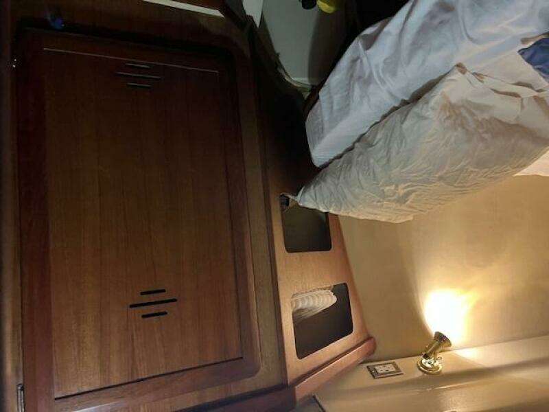 37ft Hunter Yacht For Sale