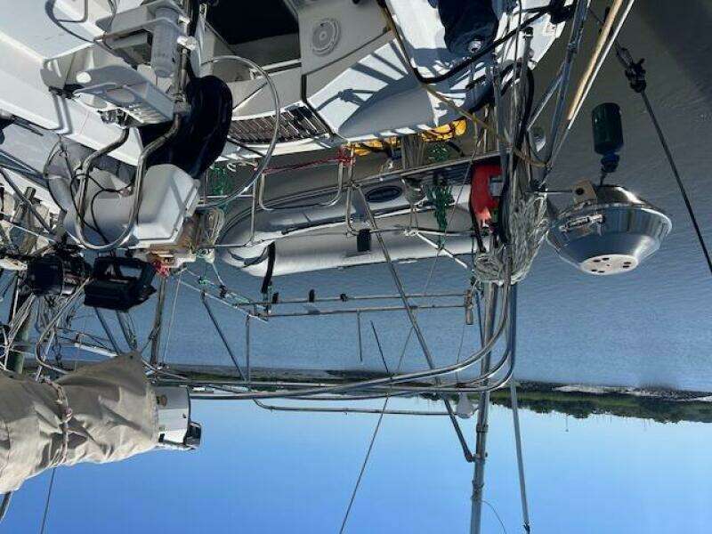 37ft Hunter Yacht For Sale