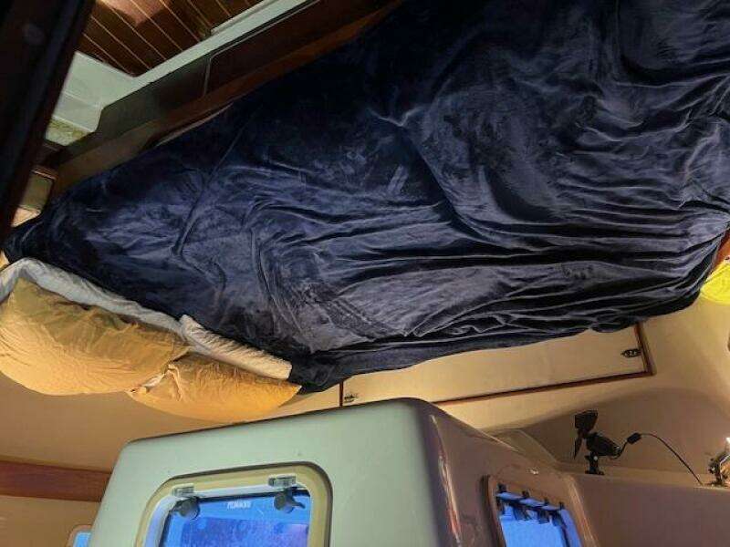 37ft Hunter Yacht For Sale