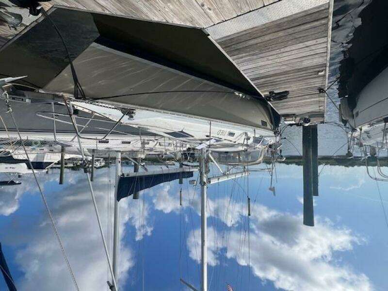 37ft Hunter Yacht For Sale