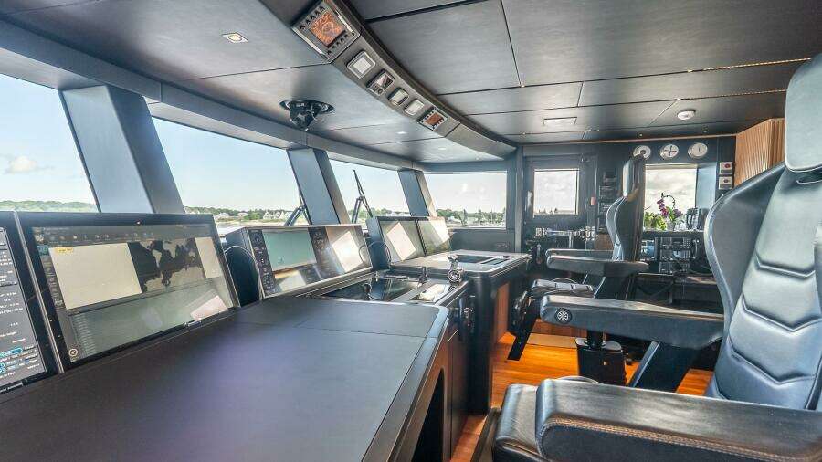 NEVERLAND 146ft Sanlorenzo Yacht For Sale