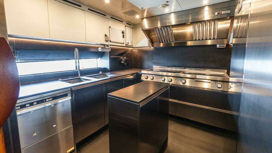 NEVERLAND 146ft Sanlorenzo Yacht For Sale