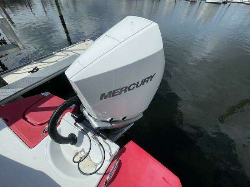 25ft Cobalt Yacht For Sale