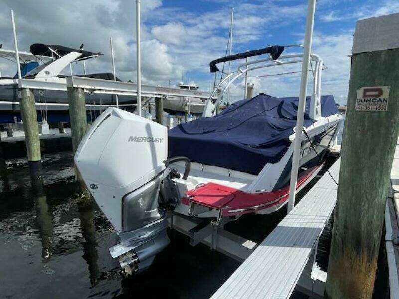 25ft Cobalt Yacht For Sale