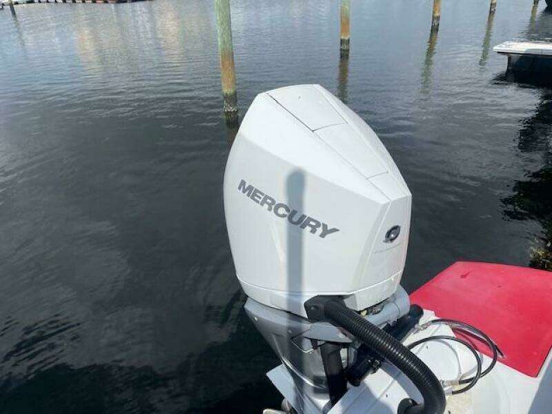 25ft Cobalt Yacht For Sale