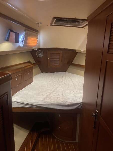 Pelicano 44ft Island Packet Yacht For Sale