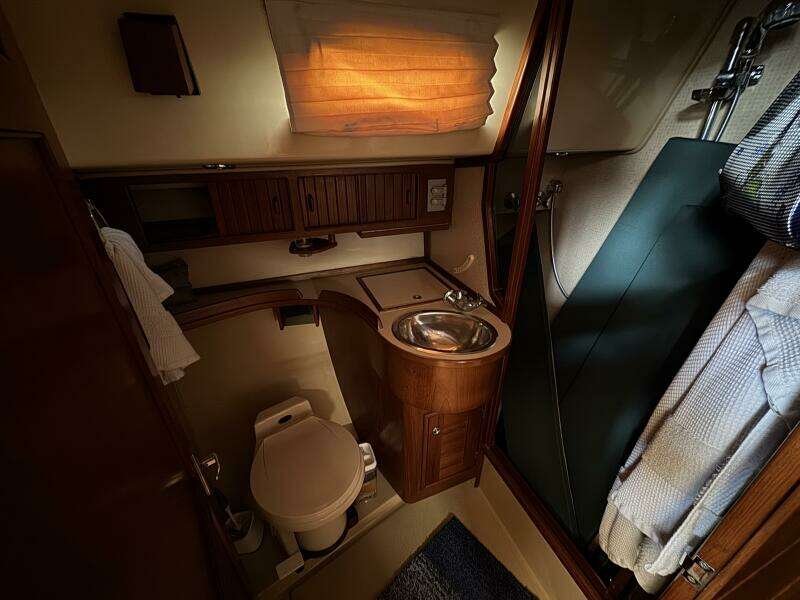 Pelicano 44ft Island Packet Yacht For Sale