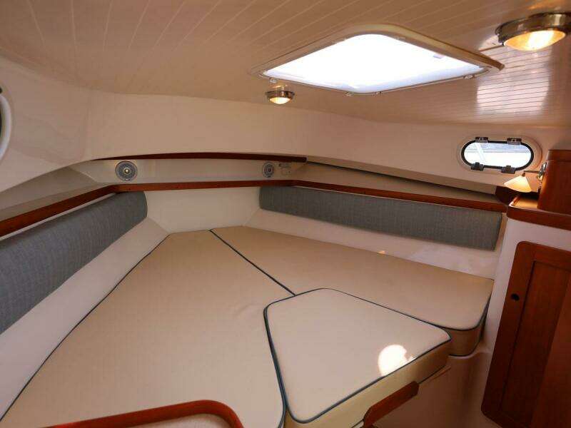 V Berth W Filler