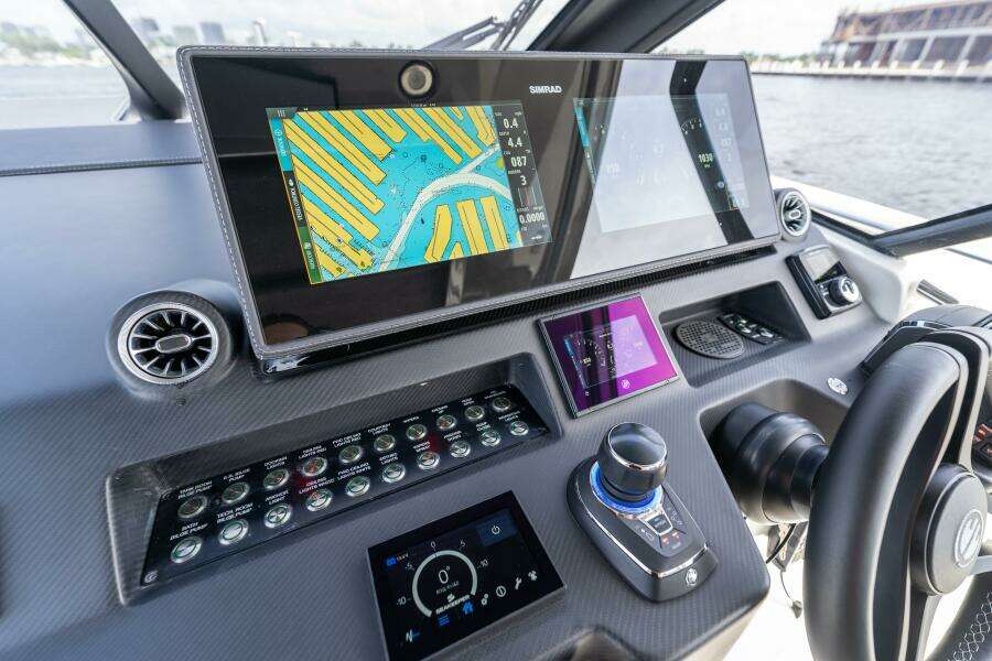 45ft Limitless Seas Yacht For Sale