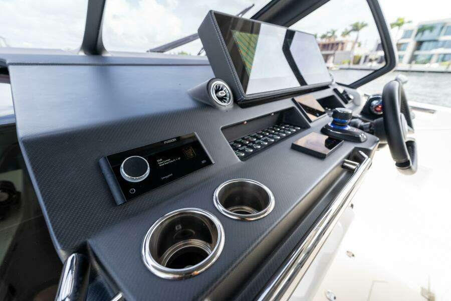 45ft Limitless Seas Yacht For Sale