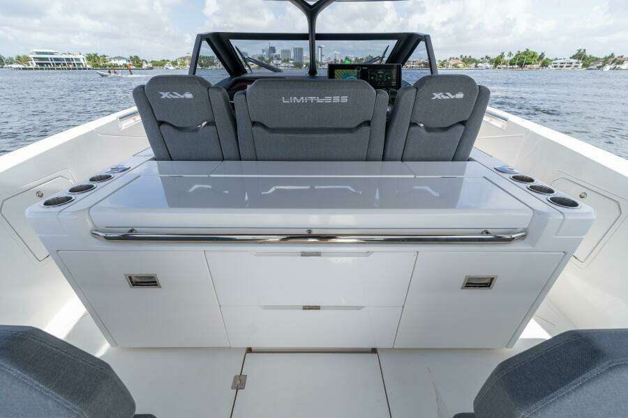 45ft Limitless Seas Yacht For Sale