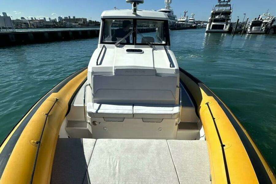 Lizzie 38ft Protector Yacht For Sale