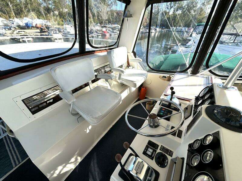 44ft Viking Yacht For Sale
