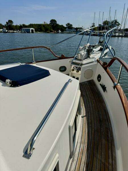 1990 36 Grand Banks Deck (7)