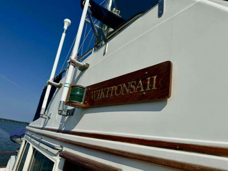 1990 36 Grand Banks Deck (9)