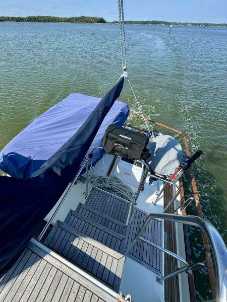 1990 36 Grand Banks Deck (2)