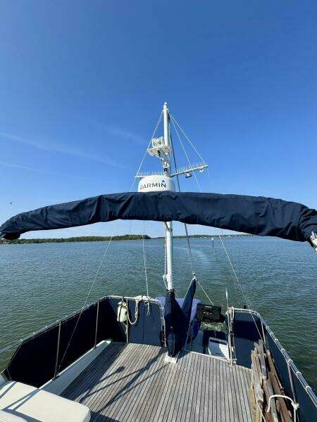 1990 36 Grand Banks Flybridge (6)