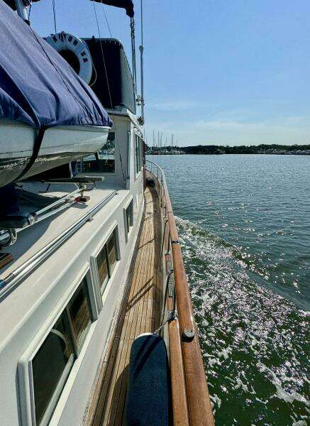 1990 36 Grand Banks Deck (3)
