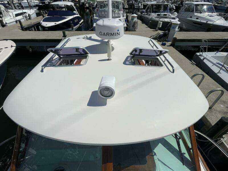 Beyond The Sea 29ft Hunt Yacht For Sale