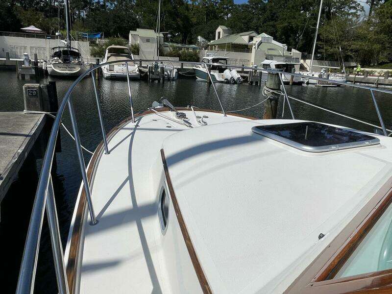 Beyond The Sea 29ft Hunt Yacht For Sale