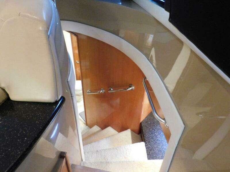 Waterdog 57ft Carver Yacht For Sale