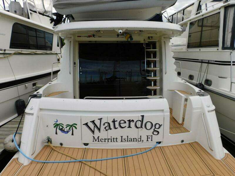 Waterdog 57ft Carver Yacht For Sale