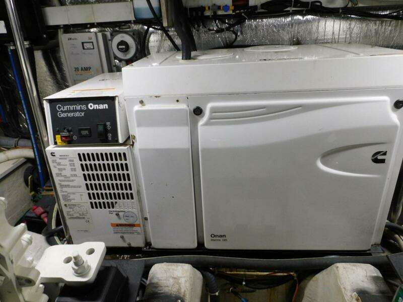 Waterdog 57ft Carver Yacht For Sale