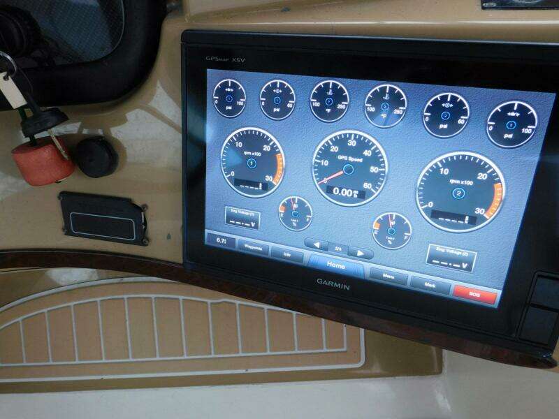Waterdog 57ft Carver Yacht For Sale