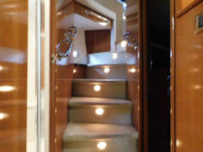 Waterdog 57ft Carver Yacht For Sale