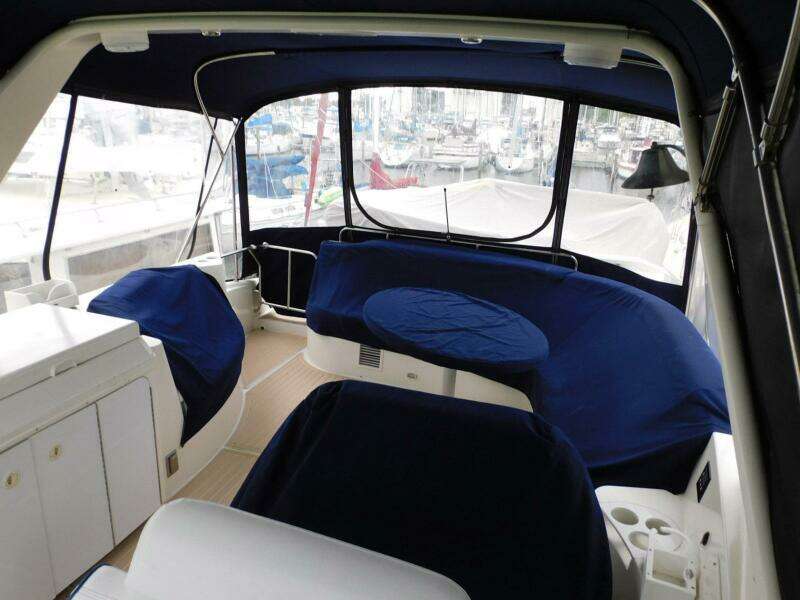 Waterdog 57ft Carver Yacht For Sale
