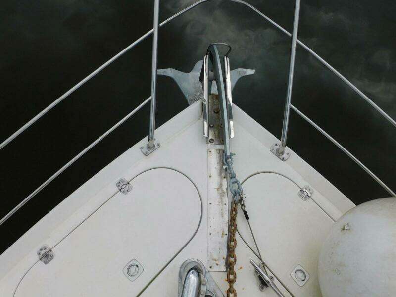 Waterdog 57ft Carver Yacht For Sale