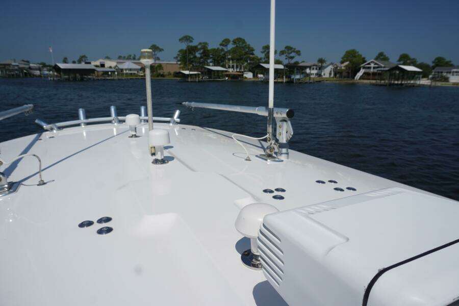 2012 32 Regulator 32 FS Past Time Hardtop (1)